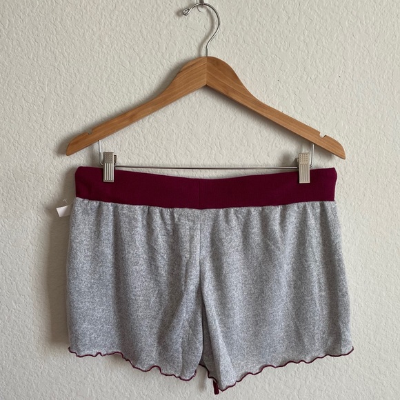 Jessica Simpson NWOT Lounge Shorts - Picture 2 of 6